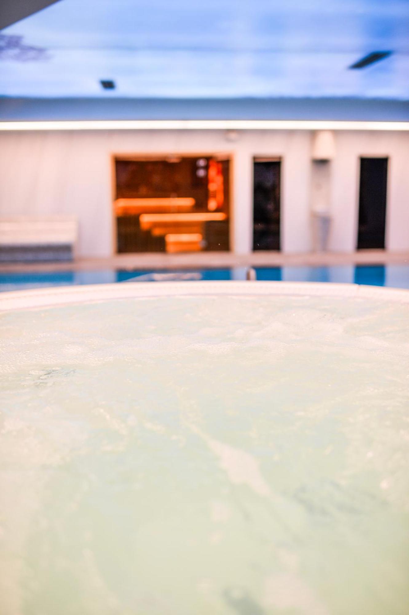 Vila Borova Wellness&Spa Resort 즐라티보 외부 사진