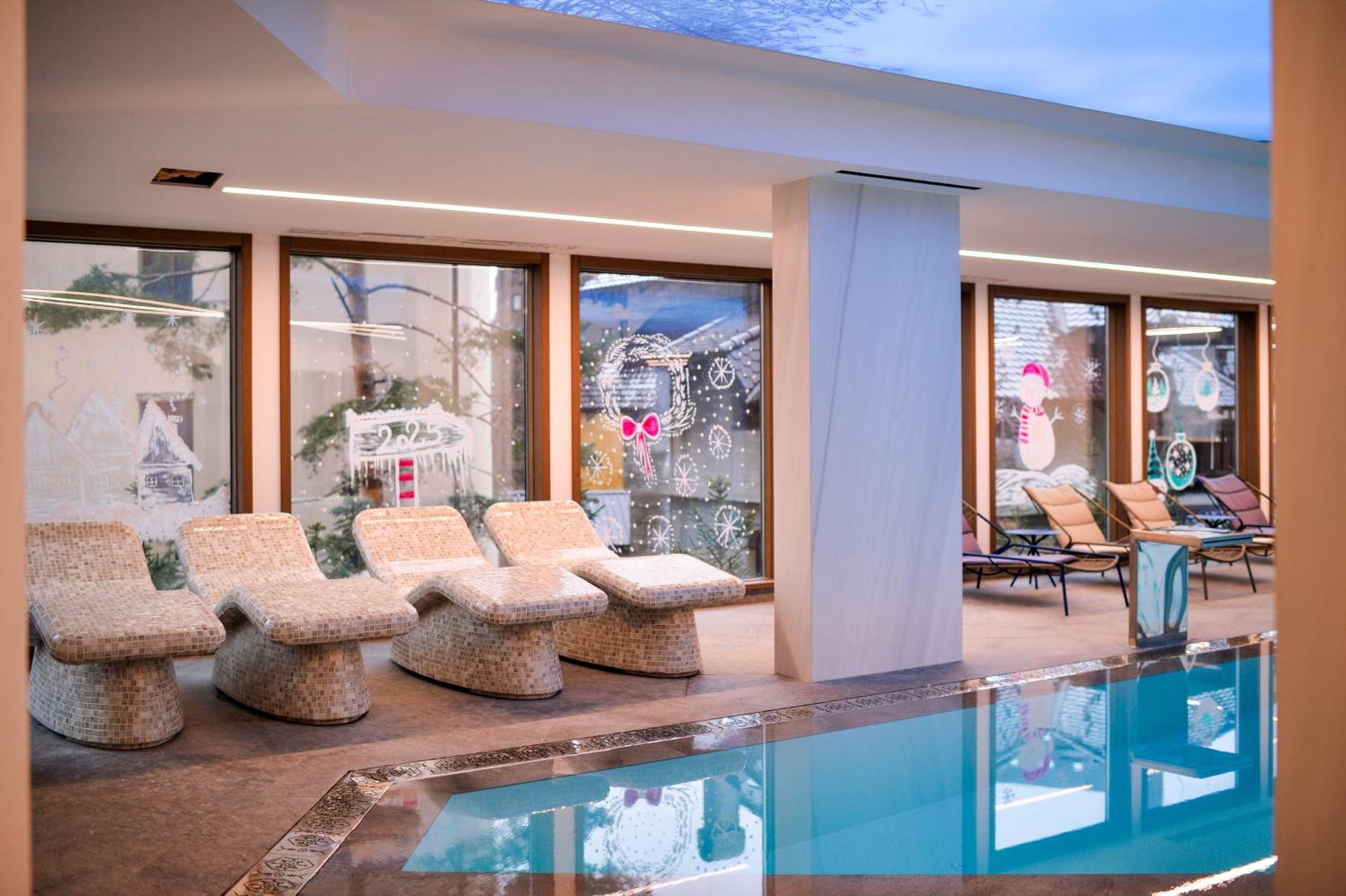Vila Borova Wellness&Spa Resort 즐라티보 외부 사진